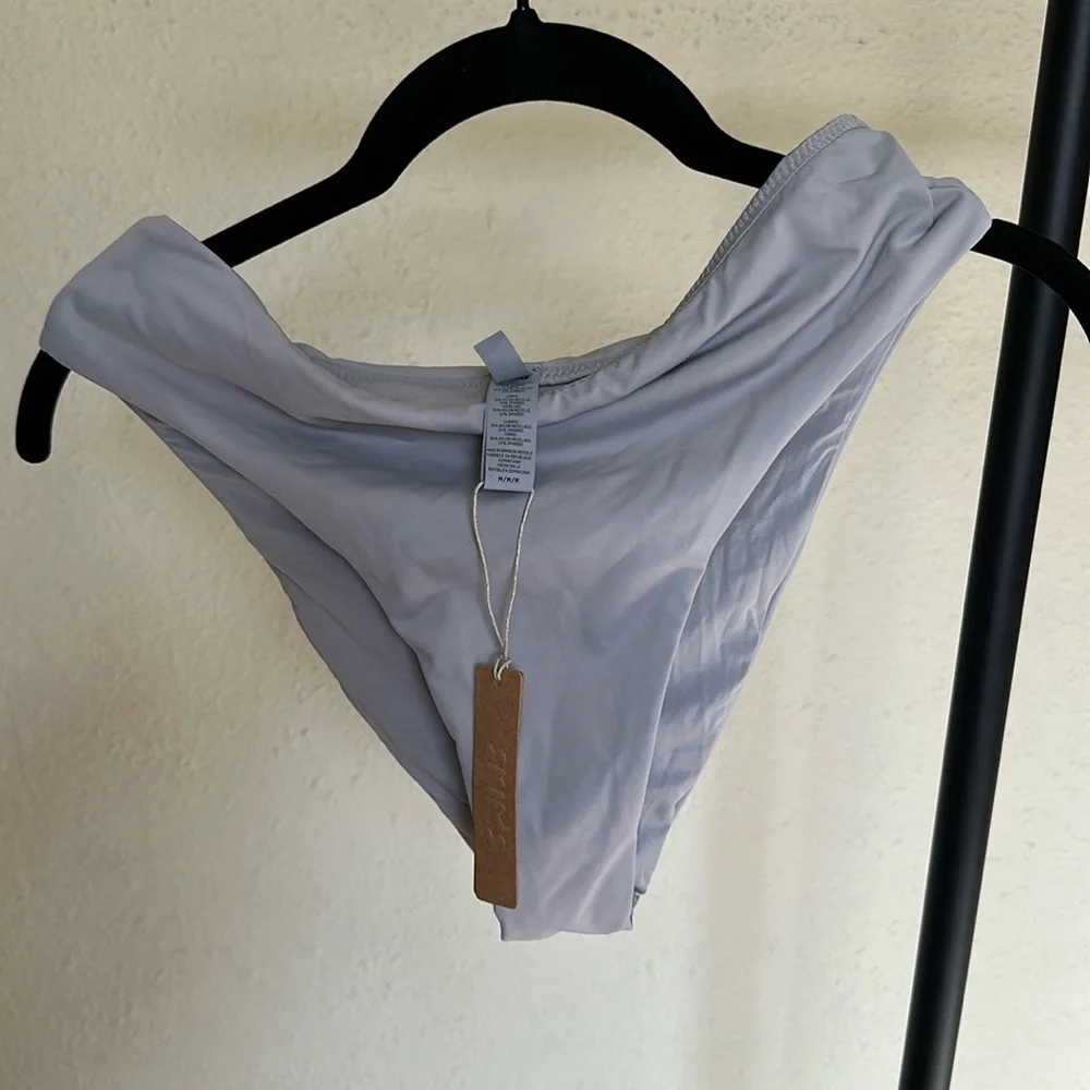 Skims swim bottoms MID WAIST COLOR‎ CHROME SIZE M NWT